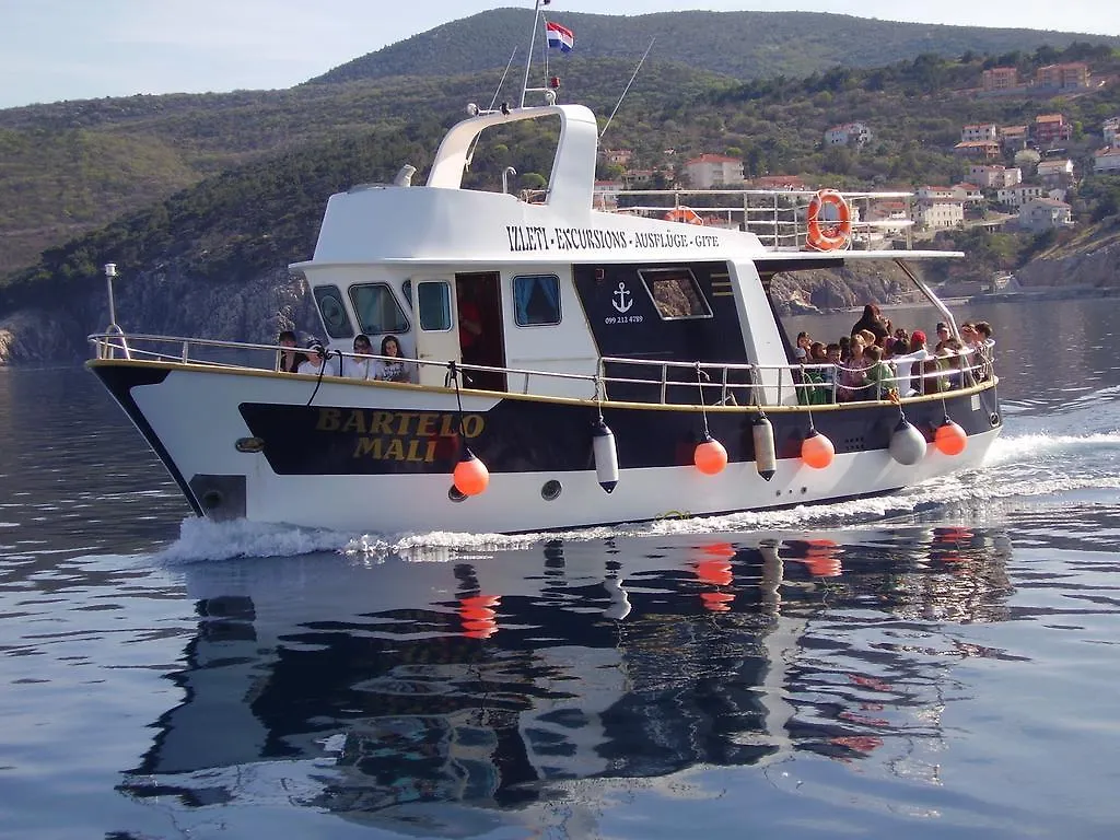 ***  Guest House Garfild 2 Novi Vinodolski Croatia